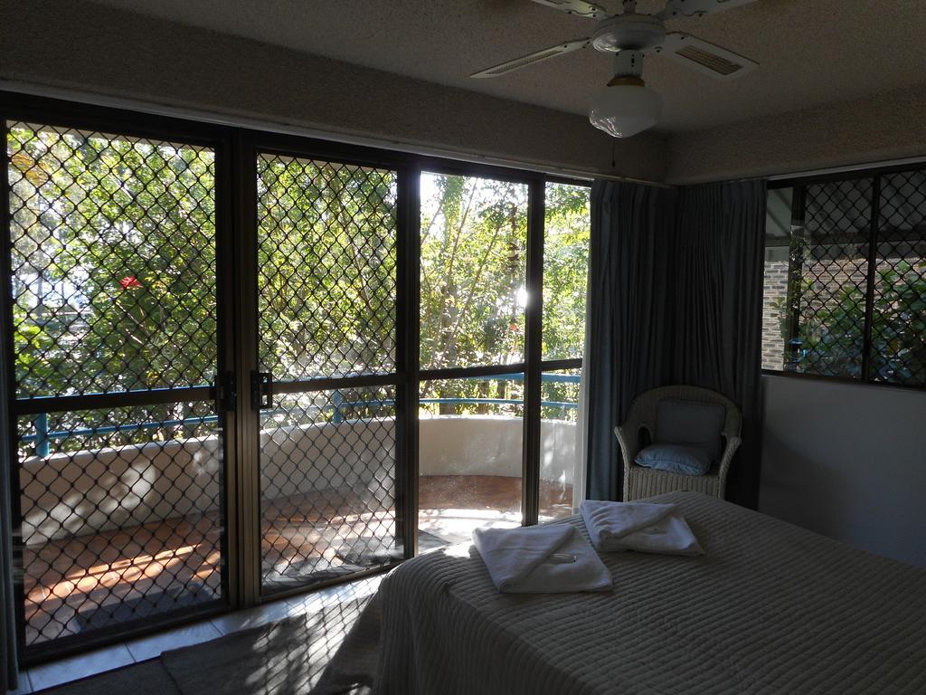 Placid Waters Holiday Apartments Bongaree Exterior foto